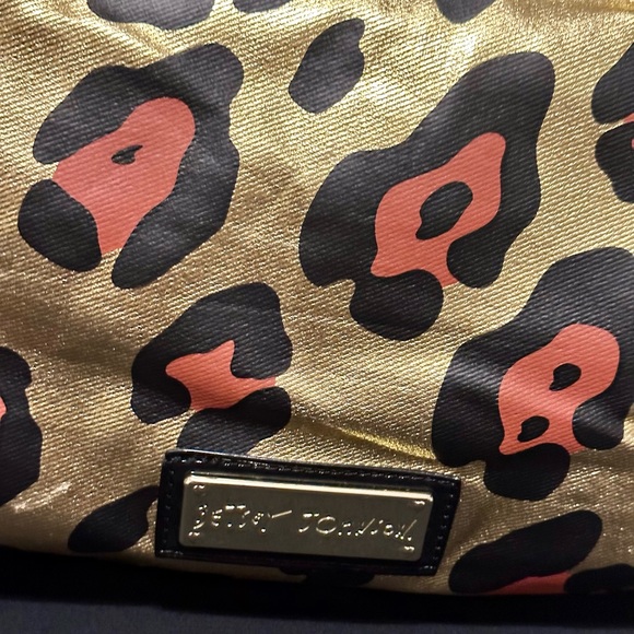 Betsey Johnson Cheetah Satchel - Picture 3 of 3